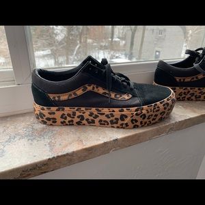 VANS - Old Skool Platform Leopard Soles
